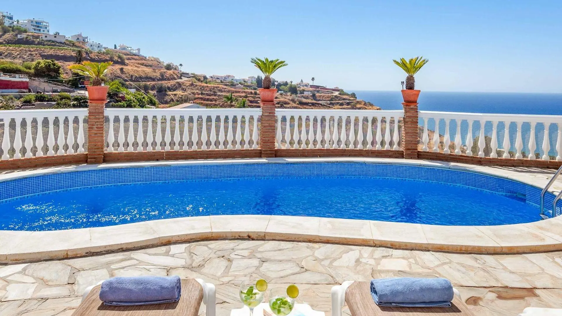 Villa Cecilia Sol Torrox Spain